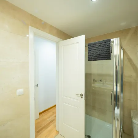 Amplio Apto Centro Vistas Torneria Fjhomefj *